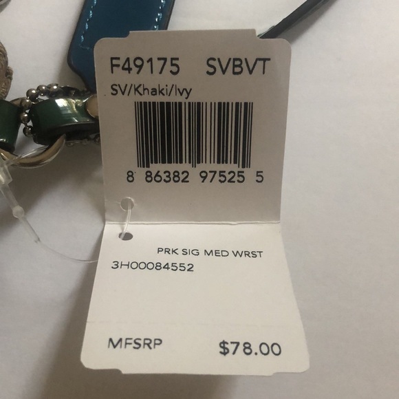 Coach Park Signature Medium Wristlet in Khaki & Ivy (Green) - Picture 12 of 16